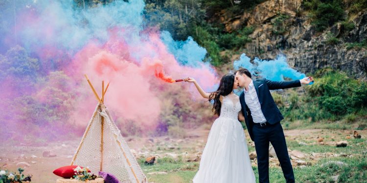 Chia Sẻ Stock Cặp Đôi Đa Màu Sắc RAW